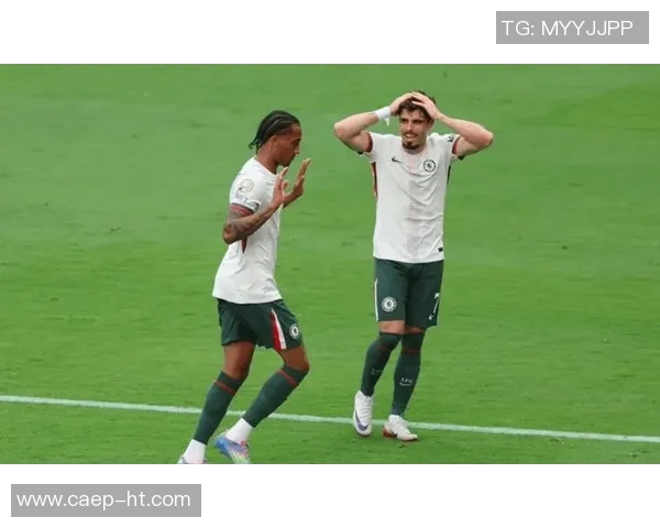 欧联杯激战多特蒙德与切尔西战成平局争议判罚引发全场热议